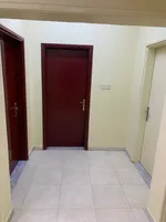 Apartment for rent, 3 bedrooms, 2 bathrooms, very large kitchen, private entrance and garden, parking for cars 2900, including water, electricity and internet : Image 6