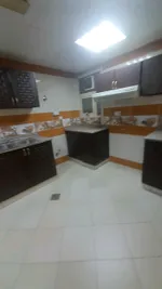 Apartment for rent in Al Mushrif behind Khalifa University 
It consists of 5 bedrooms+ majlis + 4 bathrooms+store 
110 thousand are required : Image 9