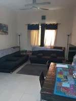 للايجار شقة بالشارقة النباعة مفروشة فرش نظيف : Image 2