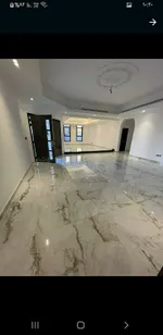 Villa for sale in Abu Dhabi : Image 2