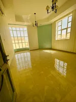 للبيع فيلا في الصاروج العين : Image 4