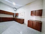 {Villa for rent in Shakhbout City} : Image 2