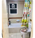 للإيجار الشهري غرفتين وصالة ومطبخ وحمامين : Image 4