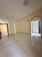 غرفتين وصاله للايجار السنوي بعجمان بمنطقه الكرامه : Image 3