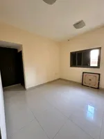 A room and a hall for annual rent in Rawdha 1 : Image 4