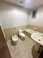 for annual rent Perfect apartment in Al Majaz 2 area (air conditioning, gym and swimming pool. Free of charge). Two rooms and a hall : Image 4