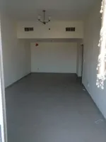 For rent, two rooms and a hall, Ajman Corniche, a large area, free air conditioning, free parking, close to all services, payment facilities in 4 or 6 payments : Image 1