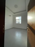 للبيع فيلا في منطقة الزاهية في عجمان عبارة عن 3 غرف نوم ماستر و مجلسين في الطابق الارضي و مجلس  في الطبق الاول مساحة البناء 2,505 قدم  مساحة الأرض 3014 قدم : Image 7