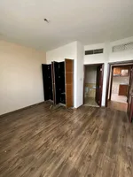 للايجار شقة داخل فيلا في المشرف ابوظبي : Image 2