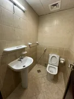 للايجار شقة داخل فيلا في المشرف ابوظبي : Image 4