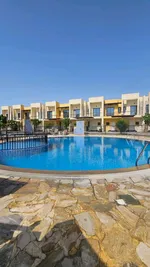 Townhouse villa for sale in Dubai near Al Maktoum Airport : Image 1