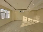 First resident villa for sale in Abu Dhabi : Image 5