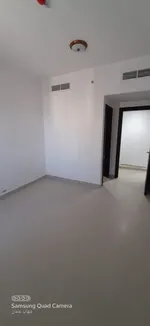 للإيجار في امارة  عجمان بنايه جديده اول ساكن في منطقة النعيميه1 : Image 2