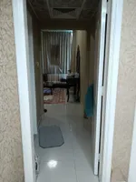 للبيع شقة مفروشة غرفة وصالة ببلكونة باطلالة مفتوحة في موقع حيوي : Image 6