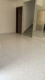 Villa for annual rent in Ajman : Image 3