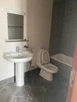 A room and a hall : Image 7