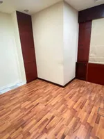 Office for rent in Abu Dhabi Hamdan Street : Image 2