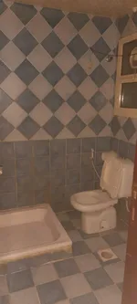 للايجار السنوي شقة غرفه وصاله : Image 3