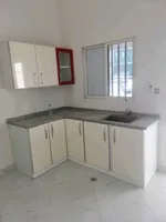 Apartments for annual or monthly rent behind Giftway : Image 2