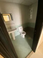 for annual rent One-bedroom apartment and a hall : Image 4