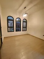 فيلا للبيع الزاهية عجمان : Image 7