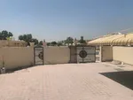Villa for sale in Al Mowaihat : Image 2