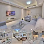 غرفه وصاله مفروش للايجار الشهري : Image 1