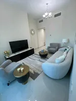 For sale, a two-room apartment and a living room, with extra super luxury finishing : Image 5