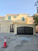 Villa for annual rent in Abu Dhabi : Image 1