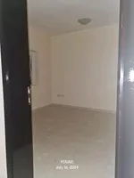 للبيع شقة غرفه وصاله وحمامين : Image 6