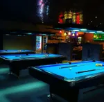 Selling a billiard shop with computers : Image 2