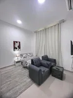 للايجار الشهري استوديو مفروش مع حمام و مطبخ : Image 3