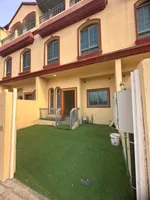 Townhouse for rent in Ajman : Image 1