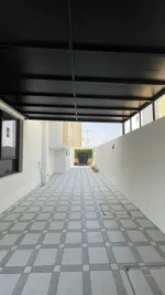 فيلا للبيع في الحليوو على شارع الزبير : Image 3