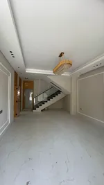 فيلا للبيع في الحليوو على شارع الزبير : Image 4