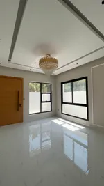 فيلا للبيع في الحليوو على شارع الزبير : Image 7