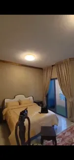 للبيع شقة في أبراج الخور بسعر مغري : Image 2