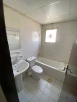 شقه غرفه وصاله مع بلكون للايجار السنوي بالنعيميه 2 : Image 4