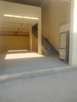 مستودع للإيجار 2500 قدم في الجرف الصناعيه : Image 2