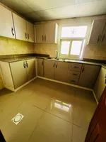 For annual rent, a two-bedroom apartment with a hall : Image 7