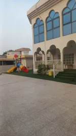 للايجار طابق ارضي من ڤيلا : Image 7