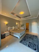 للبيع شقة في فندق خمس نجوم : Image 1