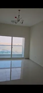 للايجار السنوي شقة في الجولف تاور  التكيف مجاني اول ساكن : Image 5