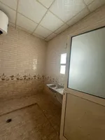 For monthly rent, an apartment with one room, a hall, a bathroom and a kitchen : Image 3