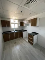 Apartment for annual rent in the first resident building : Image 2