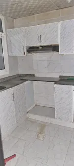 للايجار السنوي غرفه وصاله ومطبخ و2حمام وبلكونه : Image 5