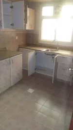 Code 831
Rashidiya 3 behind Grand Mall
Apartment, spacious room, bathroom, balcony, central air conditioning
26000 per year
6 batches
1500 check insurance : Image 4