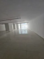 For rent, a retail space on Sheikh Khalifa Street : Image 3