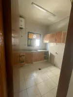 Two rooms and a hall for rent : Image 5