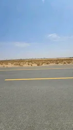 For sale in Sharjah, Mazariah area 

Rahmaniya suburb is a residential land 

The area of 344 square feet is Ali

 Two streets are ground clearance and two floors : Image 5